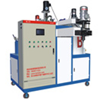 聚氨酯澆注機.jpg 聚氨酯澆注機.jpg